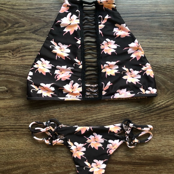 acacia swimwear Other - OG Acacia Aloha Print Set